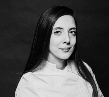 Portrait photo of Eli Cami