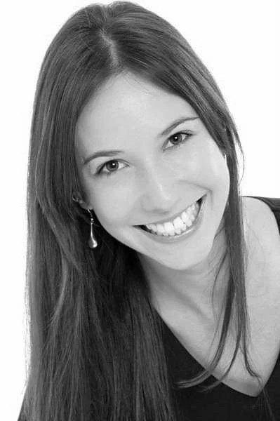 Portrait photo of Tassia Effting