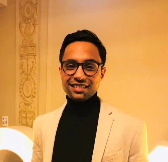 Portrait photo of Kinshuk Midha