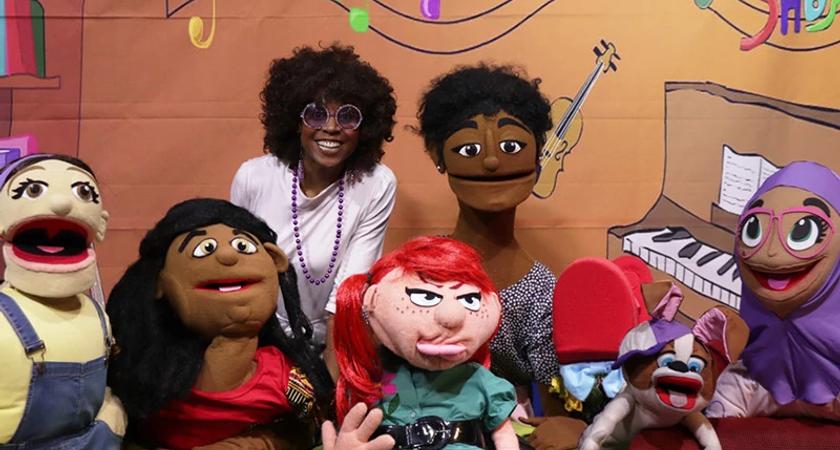 life-size-puppets-and-Aunty-B