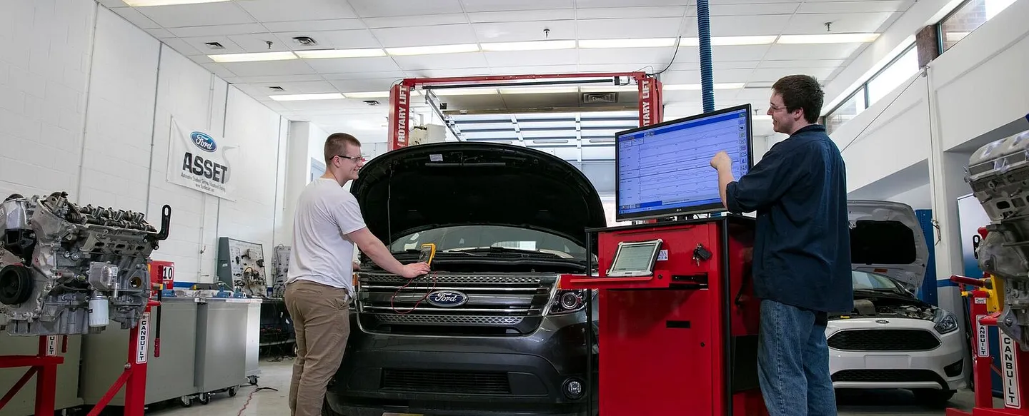 Centennial College - Automotive Service Technician Ford ASSET